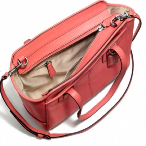 🌟SOLD🌟 - Picture 3 of 3