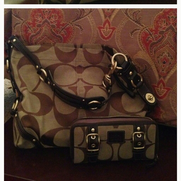 Real coach purse and matching wallet on hold