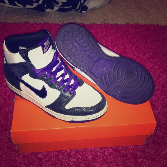 purple and black nike high tops!