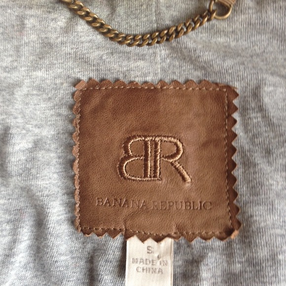 Banana Republic leather jacket. Perfect for spring - Picture 2 of 4