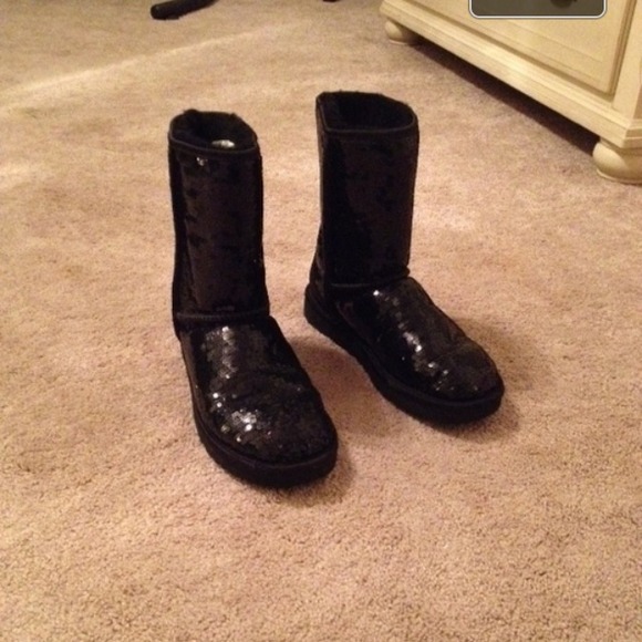 Boots - UGGs