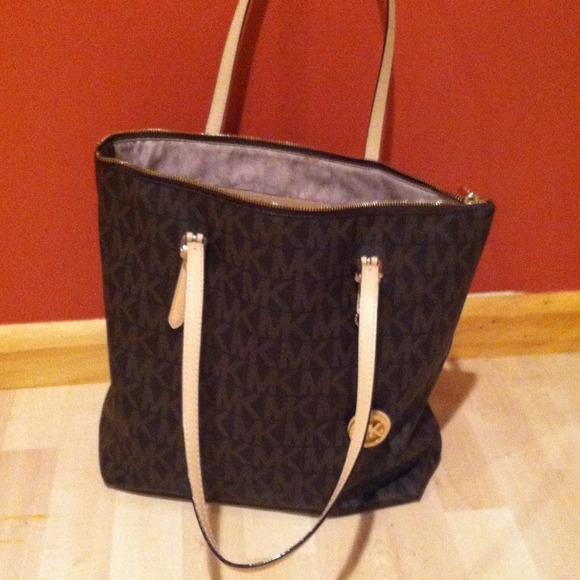 Michael kors tote bag