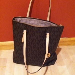 Michael kors tote bag