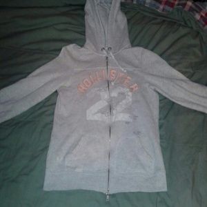 Larger Hollister sweater light Gray