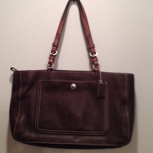 Coach Leather Tote ( reduced price❗️)