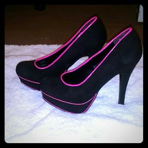 *Candies* Black & Neon pink platform heels