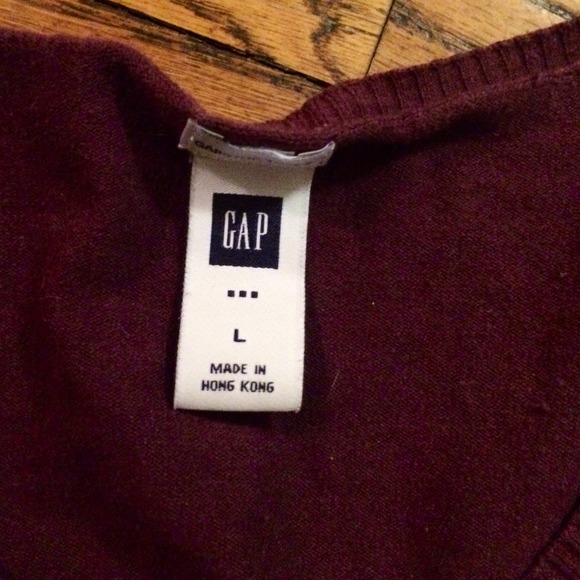 Pretty Spring Sweater! - Picture 3 of 4