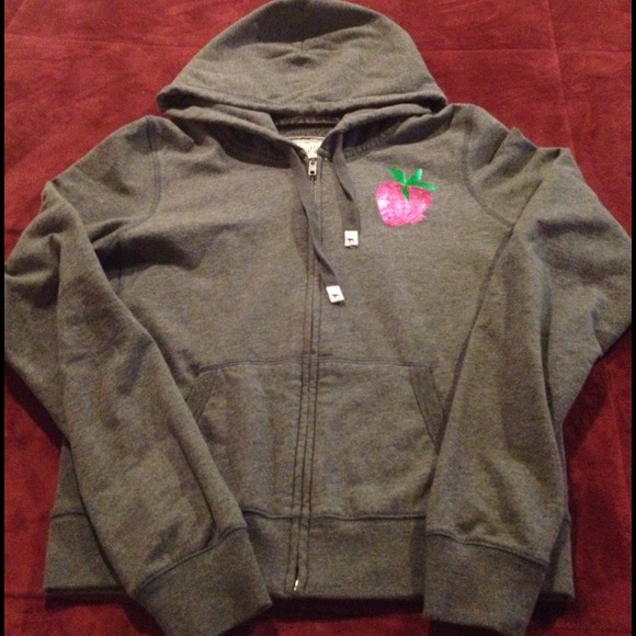 Victoria's Secret Pink lounge outfit.