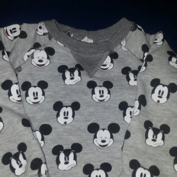 H&M Mickey Mouse Shirt - Picture 2 of 3