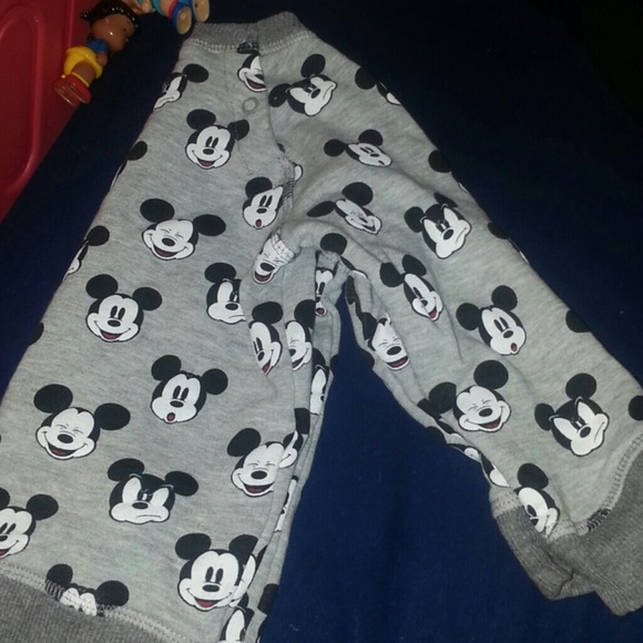 H&M Mickey Mouse Shirt - Picture 3 of 3