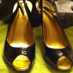 Guess heels 8.5m sling back!