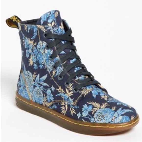On Hold Doc Marten Floral hackney Boot