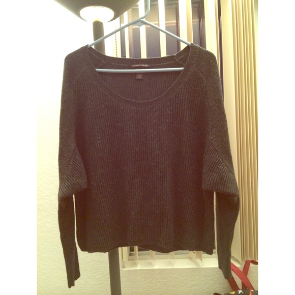 Victoria's Secret loose batwing pullover