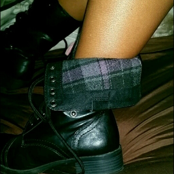 Combat boots - Picture 2 of 3