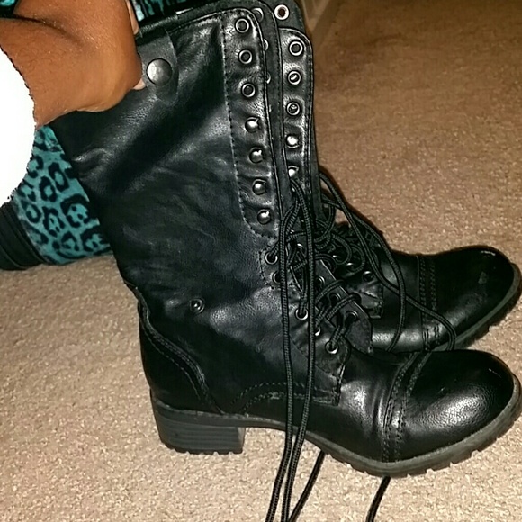 Combat boots - Picture 3 of 3