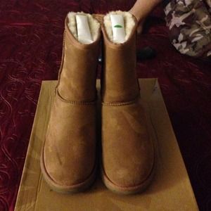 UGG boots K classic in chestnut SZ.5
