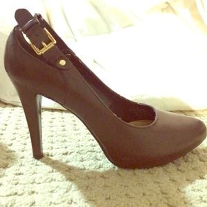 Dark brown NINE WEST pumps