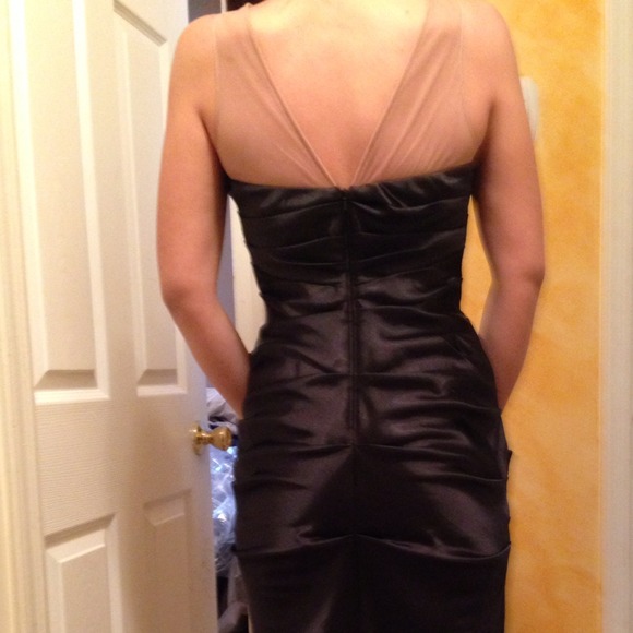 Gorgeous bejeweled dress! - Picture 4 of 4