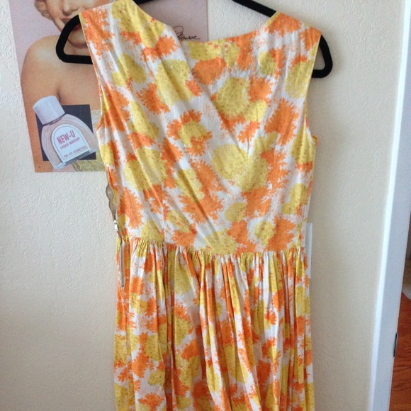 Vintage floral summer dress