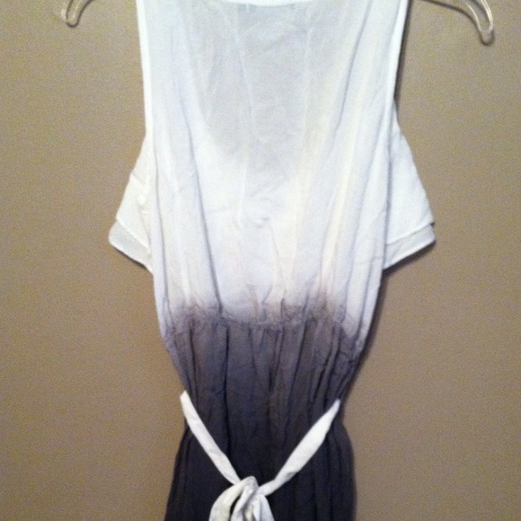 Ombré tank with sash - Picture 2 of 3