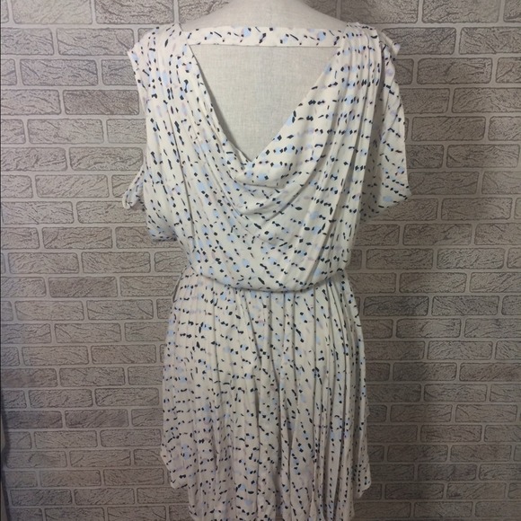 BCBGeneration Spring Dress - Picture 3 of 4