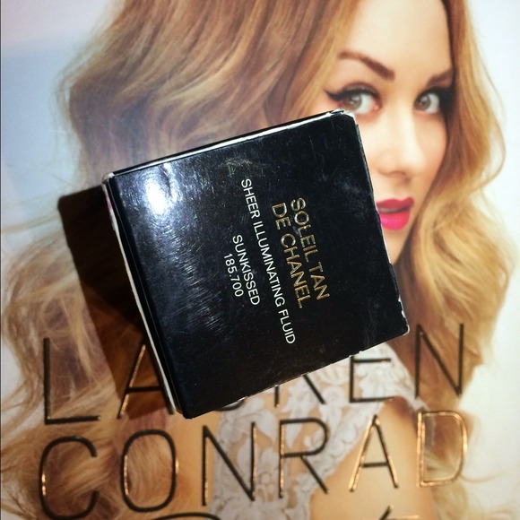 Chanel sheer illuminating fluid