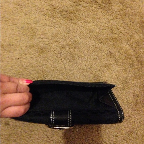 Authentic Coach Wallet - Picture 3 of 3