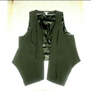 Bundle Vest and pencil skirt