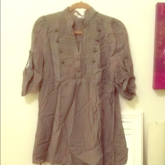 Amaze army top