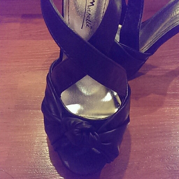 Strappy black heels - Picture 2 of 2