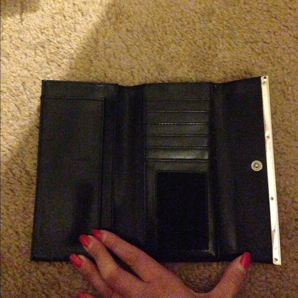 GUESS WALLET - Picture 3 of 4