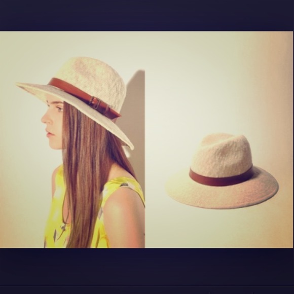 Mint by Goorin floppy brim hat