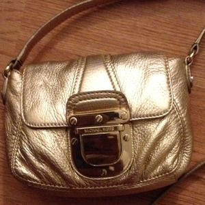 Michael Kors cross body handbag👜💞