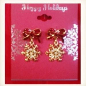 SALE! Snowflake Earrings