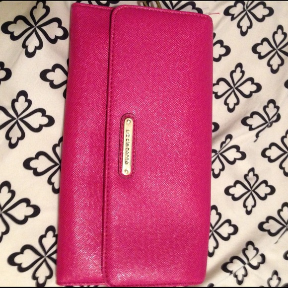 Liz Claiborne wallet