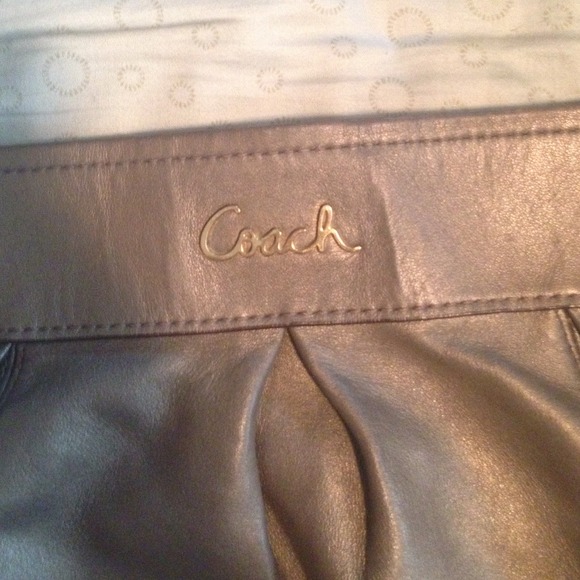 Coach purse with double strap - Picture 2 of 3