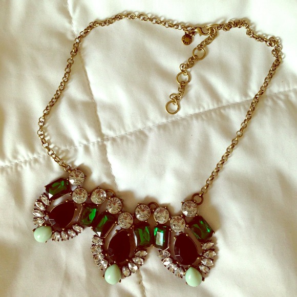 ❤️sold in bundle❤️J.Crew statement necklace