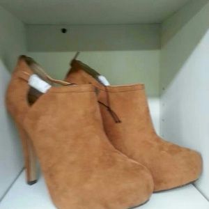 Ankle boot