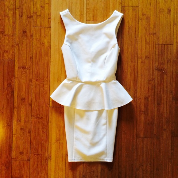 ❌SOLD❌TOPSHOP PEPLUM DRESS