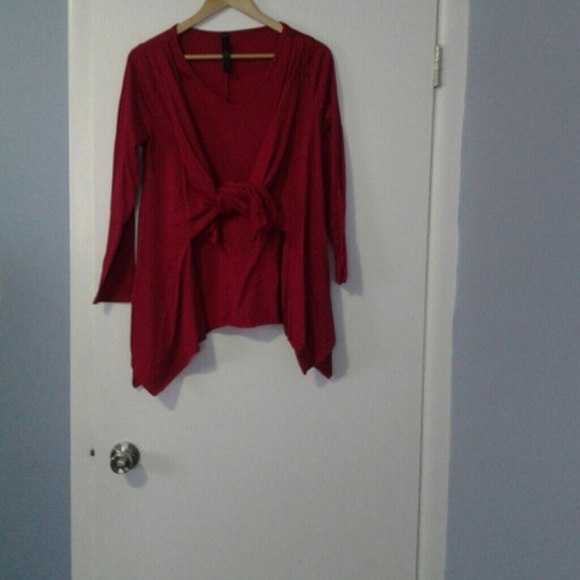 Isabella Rodriguez tunic - Picture 1 of 1