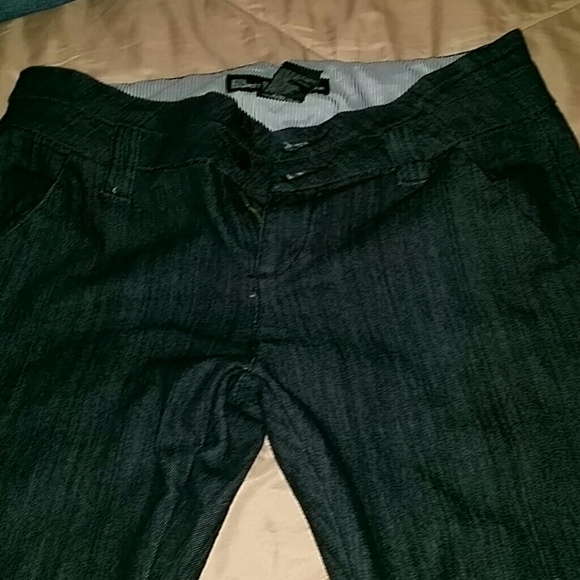 Jeans - Picture 2 of 4