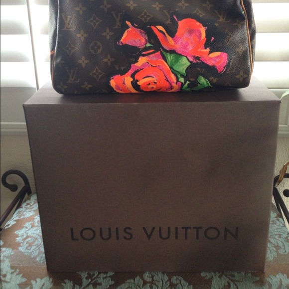 Handbag - Picture 2 of 4