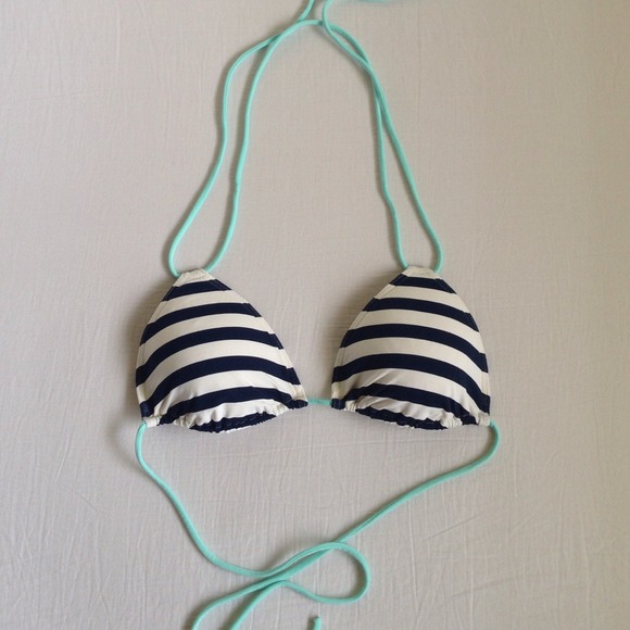 Hollister Triangle Striped Bikini Tops. Size M - Picture 2 of 4