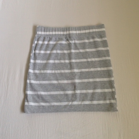 Foreign Exchange Striped Body Con Skirt Size Small - Picture 2 of 4