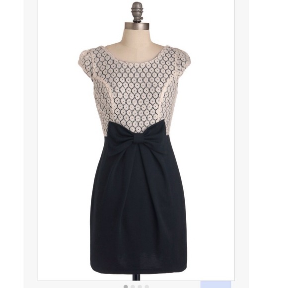 Mod cloth- a lace in mind dress