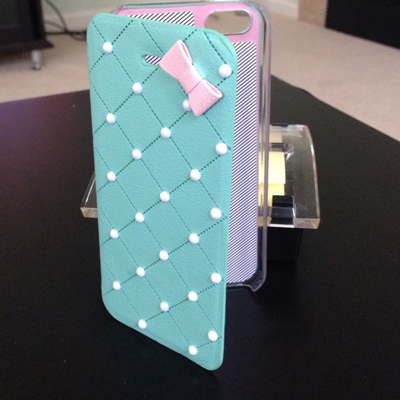 iPhone 5 teal case