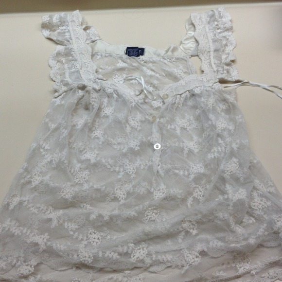 floral top! - Picture 4 of 4