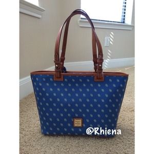 Dooney&Bourke Tote Bag (SOLD)