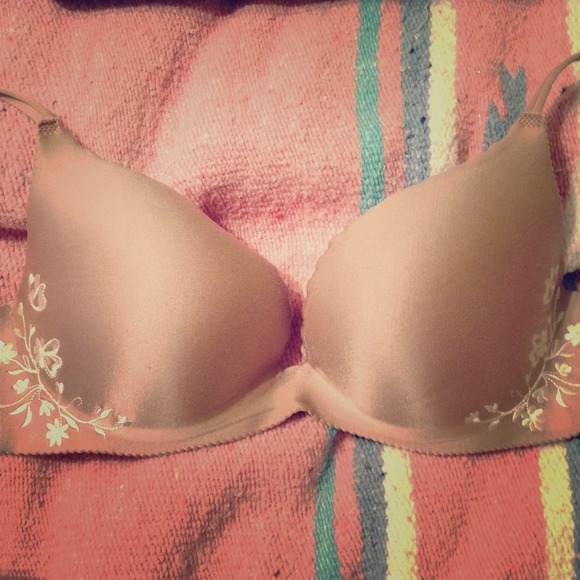 VS Angel's Secret Embrace Nude Bra