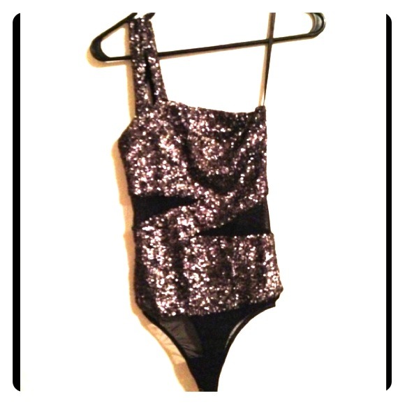 🌟REDUCED🌟 NWOT Black Sequin BeBe Leotard